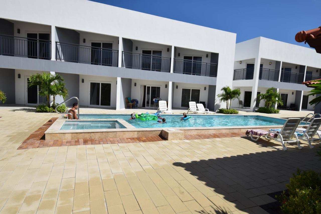 Arena Condos Aruba - Few Steps From Eagle Beach! Палм Бийч Екстериор снимка